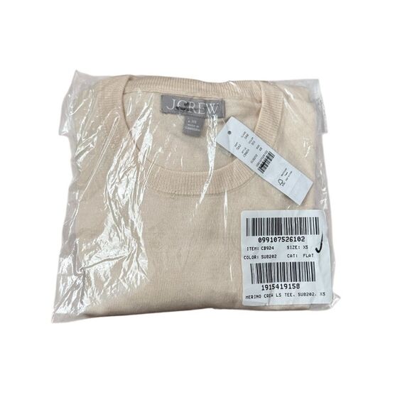 NWT J CREW Carolyn fitted crewneck sweater in merino wool in Sand Ivory - Picture 7 of 7